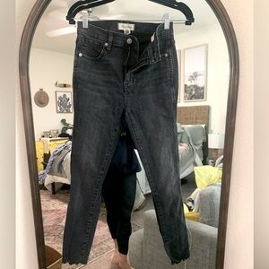 Madewell 10” high rise skinny crop black jeans